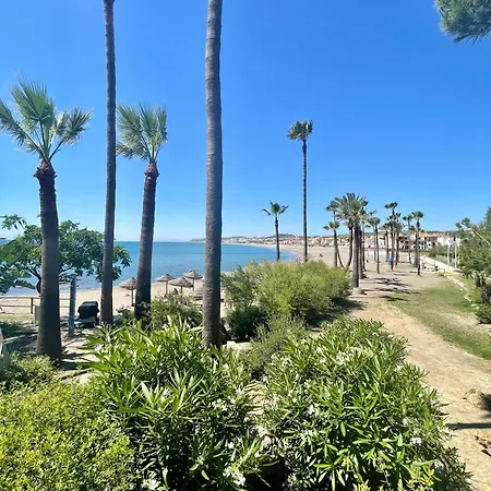 Beachside Vacation In Casares Playa Apartament San Luis de Sabinillas